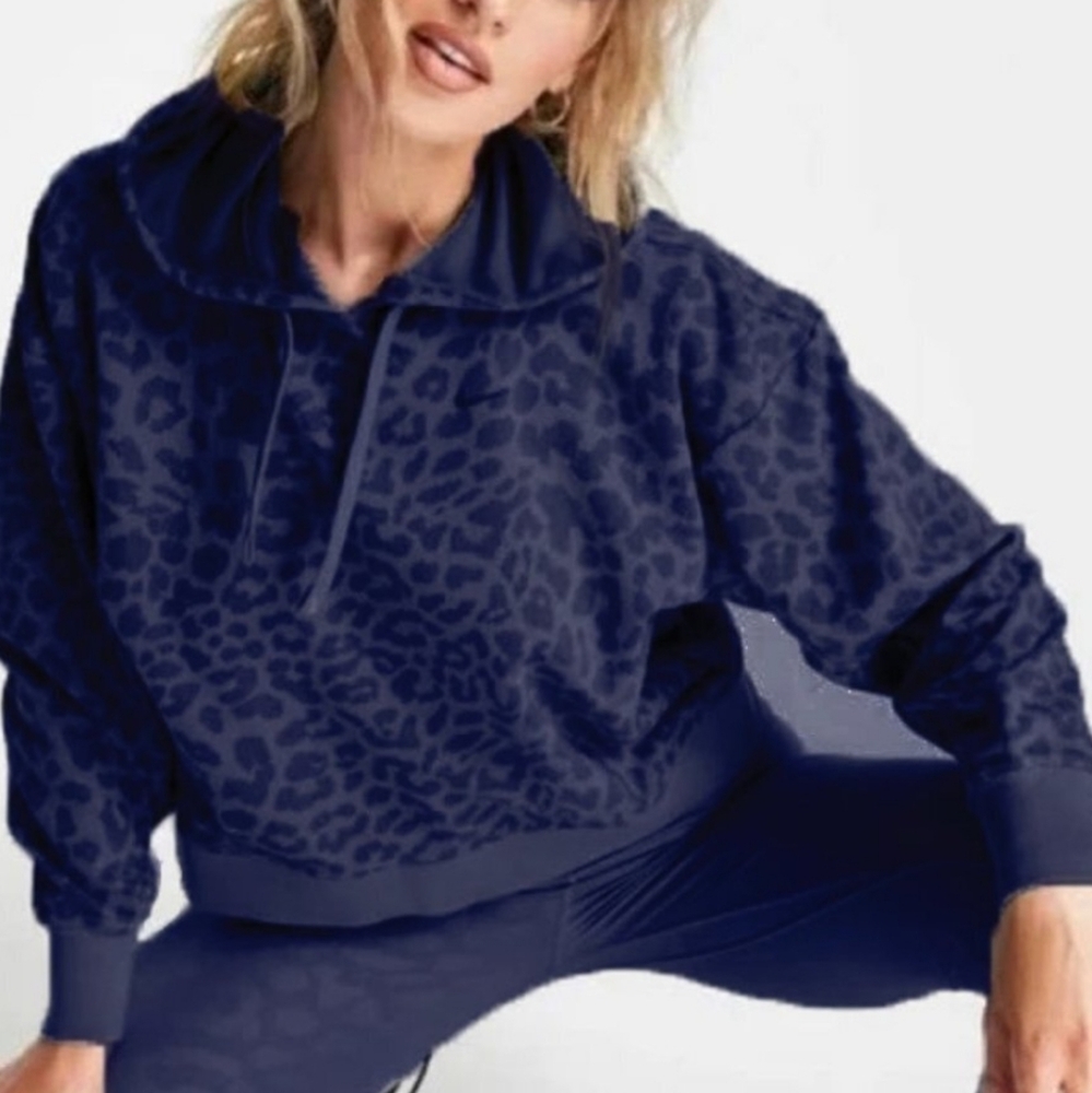 NIKE LEOPARD PRINT MIDNIGHT BLUE HOODIE SWEATSHIRT. WOMEN'S SIZE XL NWT!